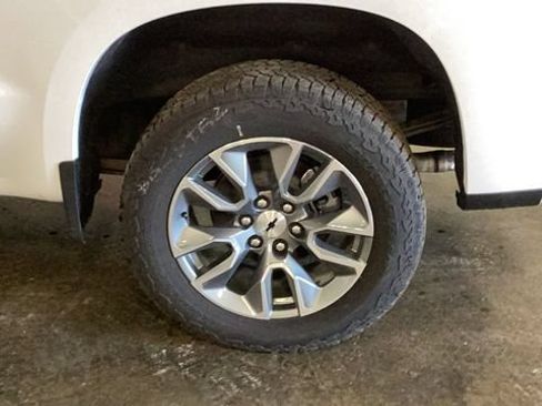 New 2026 Chevrolet Silverado 1500 RST AWD/4WD image 9