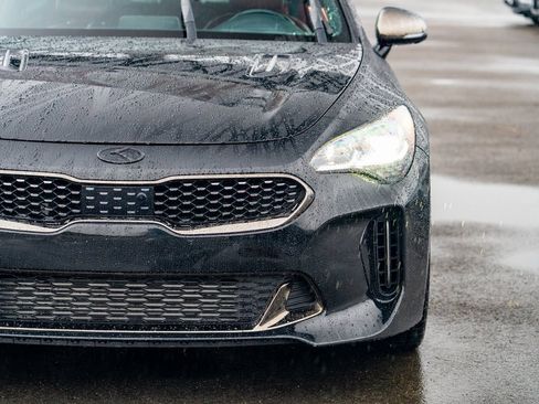 Used 2021 Kia Stinger GT2 image 5