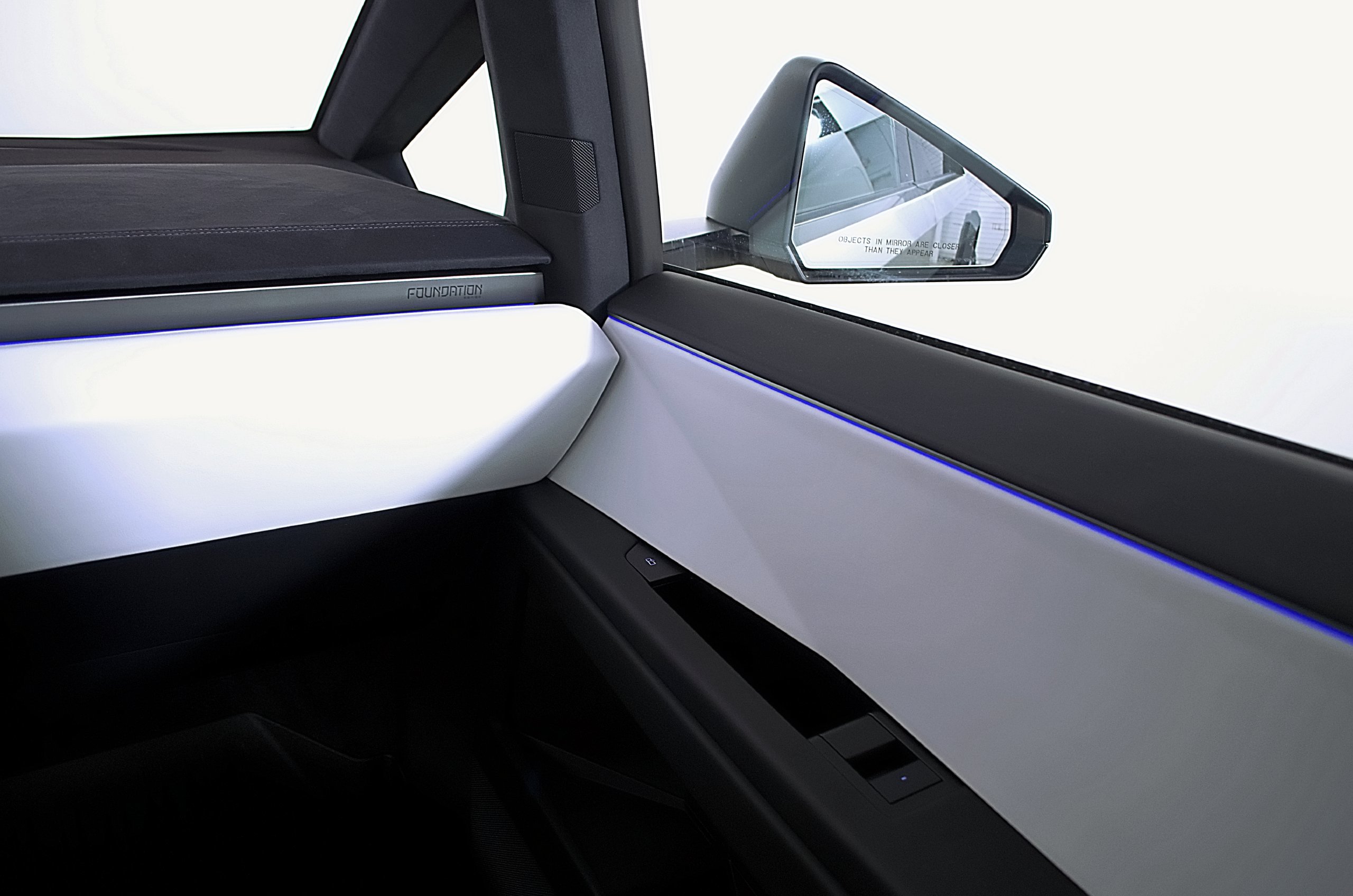 Used 2024 Tesla Cybertruck Cyberbeast AWD/4WD image 14