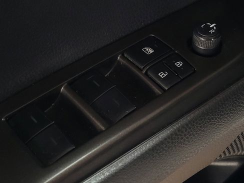 Used 2023 Toyota Camry SE FWD image 27