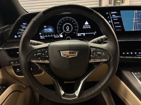 Certified 2024 Cadillac Escalade Premium Luxury w/ Performance Package AWD/4WD image 13