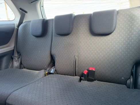 Used 2010 Toyota Yaris 2-Door Hatchback FWD image 12