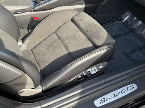 Used 2021 Porsche 718 Boxster GTS w/ Premium Package image 58