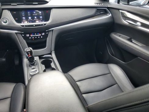Used 2021 Cadillac XT5 Premium Luxury FWD image 15