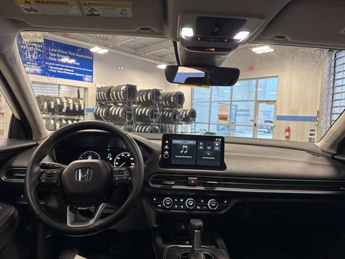 Used 2026 Honda HR-V EX-L image 9