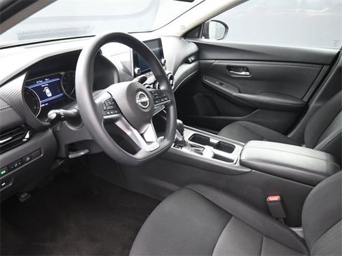 Used 2024 Nissan Sentra SV image 18