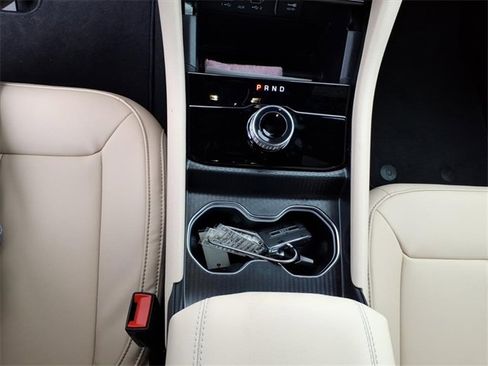 New 2025 Jeep Grand Cherokee L Limited image 16