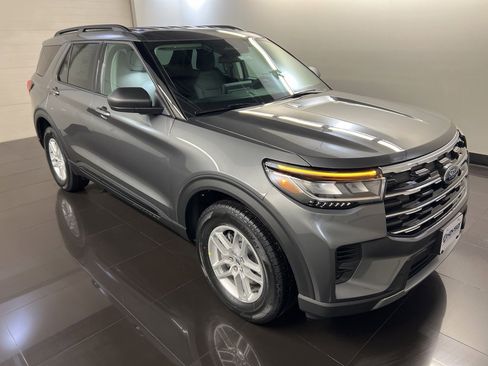 New 2026 Ford Explorer Active image 1