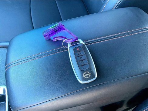 Certified 2024 Nissan Sentra SR w/ SR Premium Package image 12