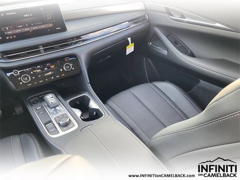 New 2026 INFINITI QX60 Luxe w/ Family Package image 17