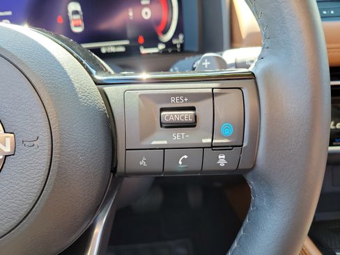 Used 2024 Nissan Rogue Platinum w/ Platinum Premium Package image 29