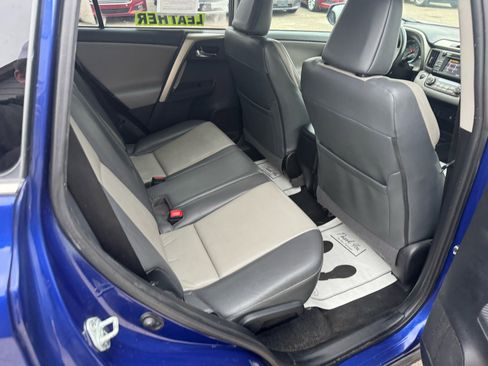 Used 2015 Toyota RAV4 Limited image 12