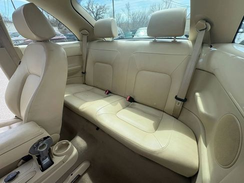 Used 2008 Volkswagen Beetle S image 14