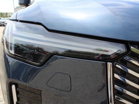 New 2026 Volvo XC90 B5 Core AWD/4WD image 10
