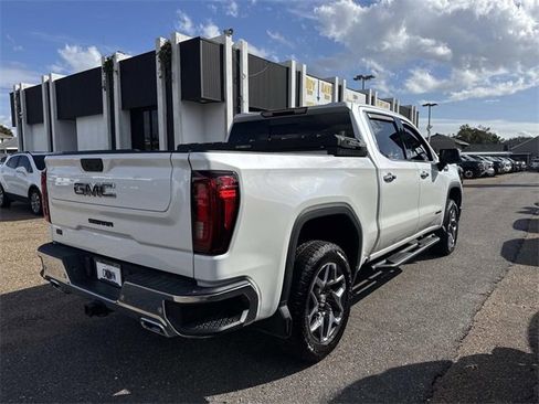 Used 2022 GMC Sierra 1500 SLT image 6