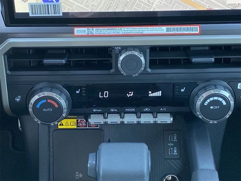 Used 2026 Toyota Tacoma TRD Sport image 29