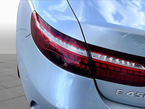 Used 2021 Mercedes-Benz E 450 Coupe image 25