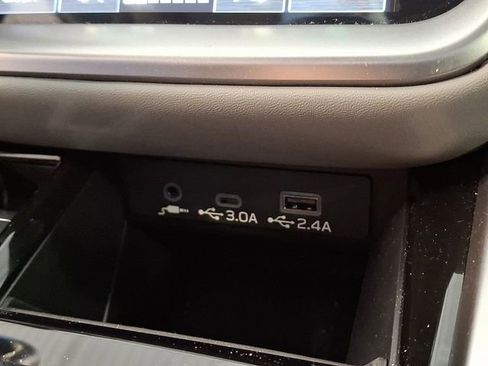 Certified 2025 Subaru Outback Premium image 23