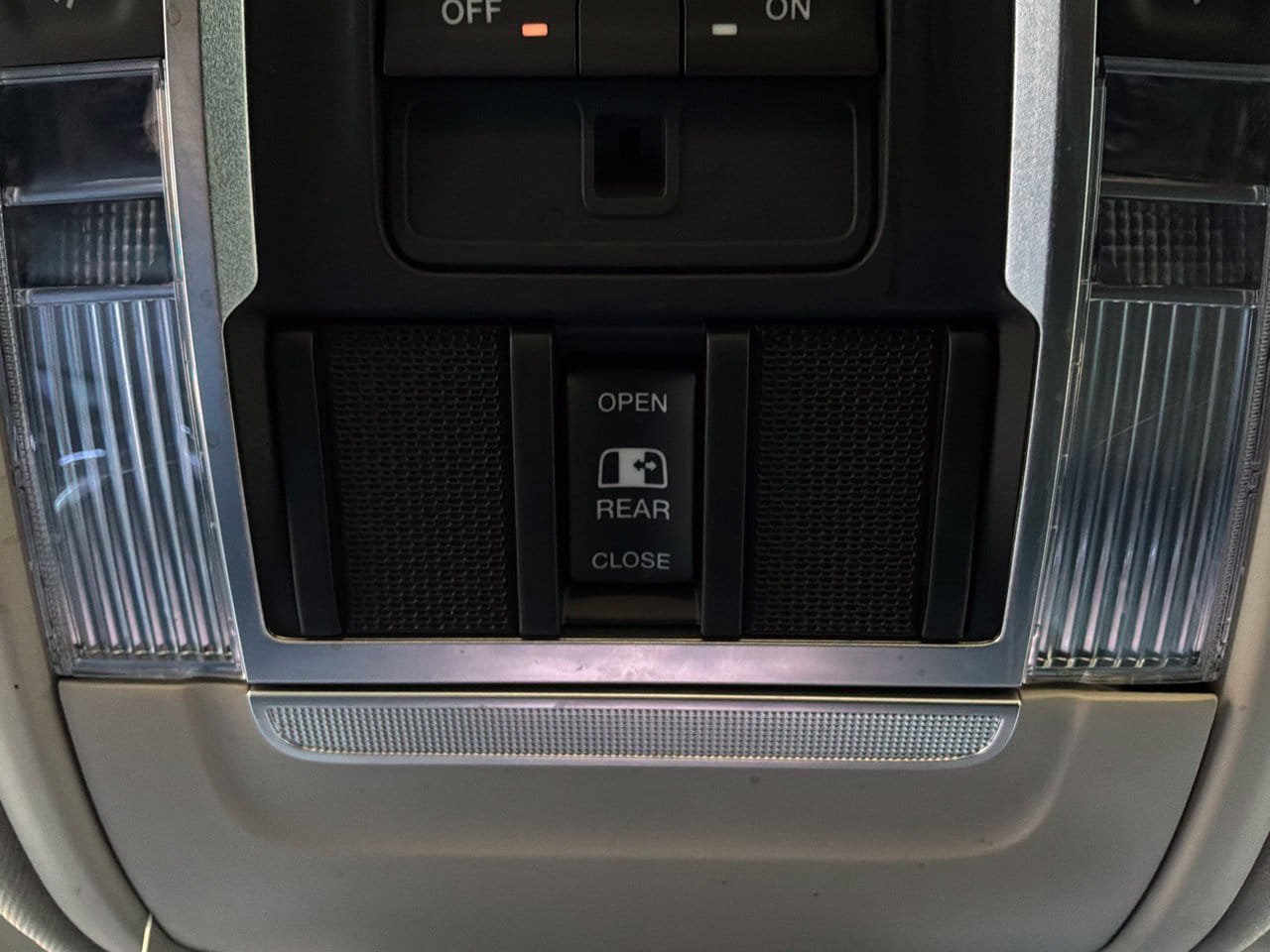 Used 2022 RAM 1500 Laramie RWD image 24