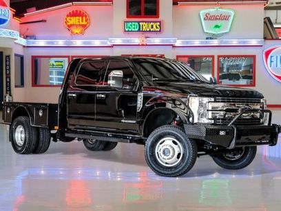 Used 2017 Ford F350 Lariat w/ Chrome Package