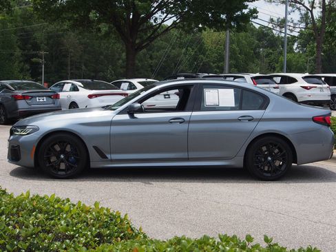 Used 2022 BMW 540i xDrive w/ M Sport Package AWD/4WD image 5