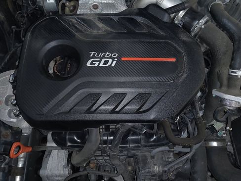 Used 2018 Hyundai Santa Fe Sport image 30