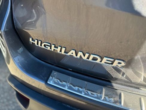 Used 2015 Toyota Highlander XLE image 44