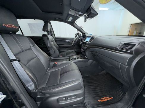 Used 2022 Honda Pilot TrailSport image 12