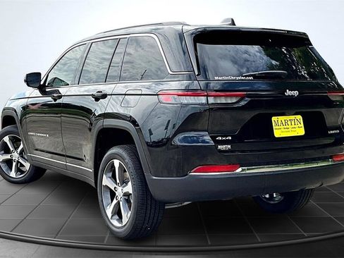 New 2025 Jeep Grand Cherokee Limited w/ Trailer Tow Package image 3