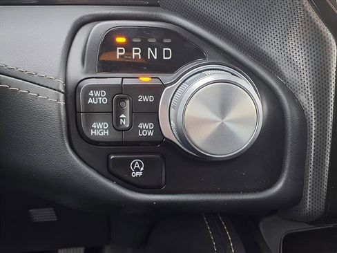 Used 2023 RAM 1500 Limited image 12