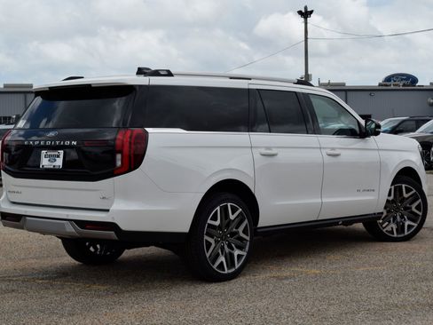 New 2026 Ford Expedition Max Platinum AWD/4WD image 6