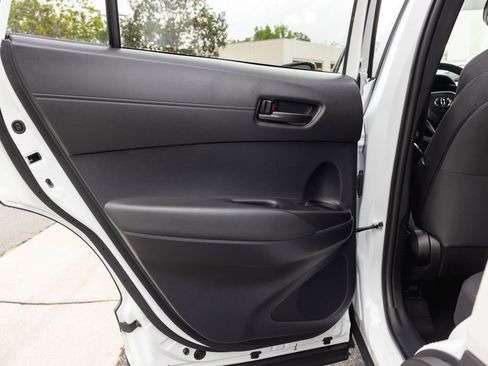 Certified 2026 Toyota Corolla Cross SE image 30