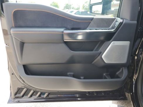 Used 2024 Ford F250 Platinum AWD/4WD image 19