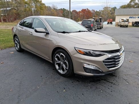 Used 2024 Chevrolet Malibu LT image 8