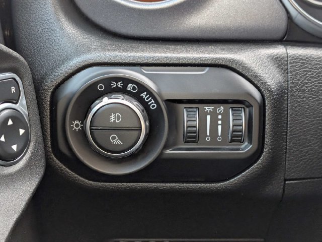 Used 2021 Jeep Gladiator Mojave AWD/4WD image 19