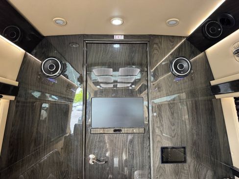 Used 2022 Mercedes-Benz Sprinter 3500 image 75