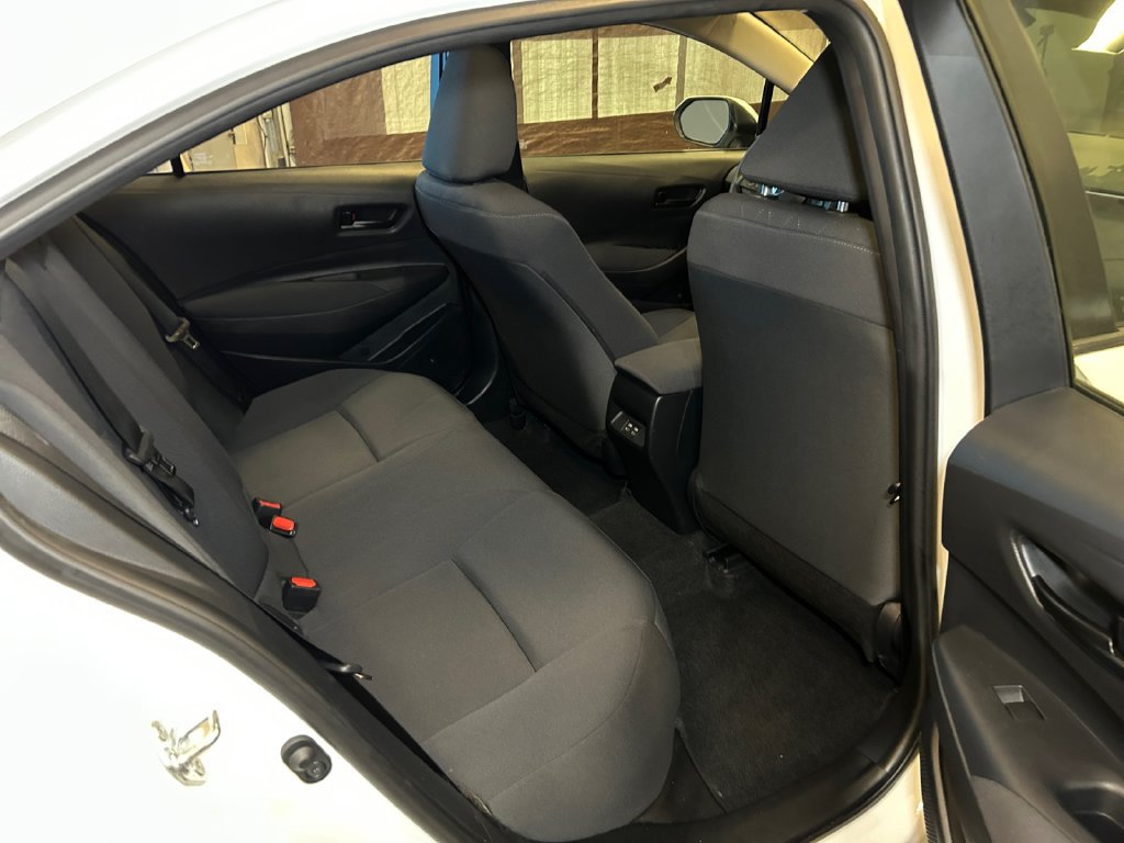 Used 2024 Toyota Corolla LE FWD image 18
