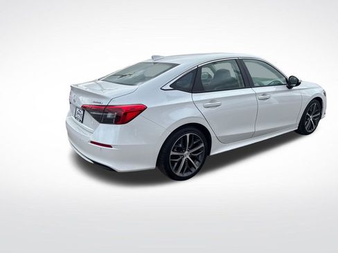 Used 2023 Honda Civic Touring image 5