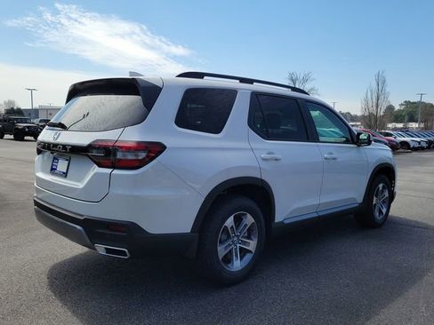 New 2026 Honda Pilot EX-L image 4