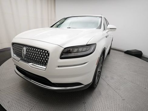 Used 2023 Lincoln Nautilus Reserve w/ Class II Trailer Tow Package AWD/4WD image 12