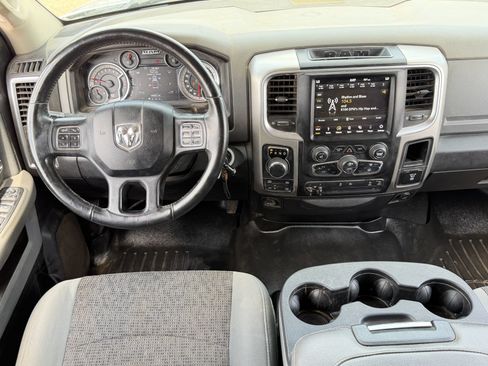 Used 2019 RAM 1500 Lone Star AWD/4WD image 15