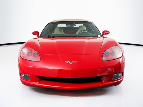 Used 2007 Chevrolet Corvette Convertible w/ Preferred Equipment Group image 2