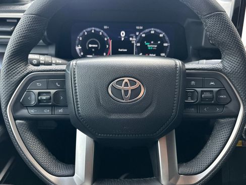 Used 2026 Toyota Tacoma TRD Off-Road w/ TRD Off Road Premium Package AWD/4WD image 22