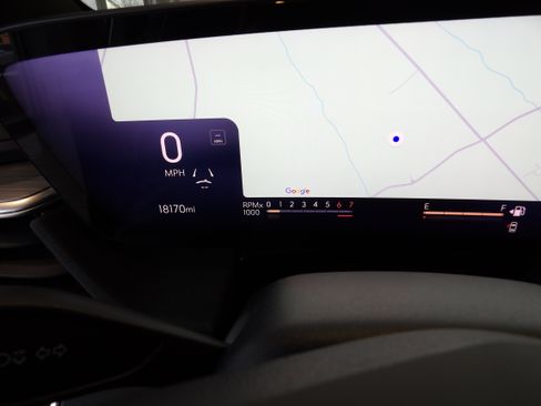 Used 2025 Buick Enclave Preferred image 11