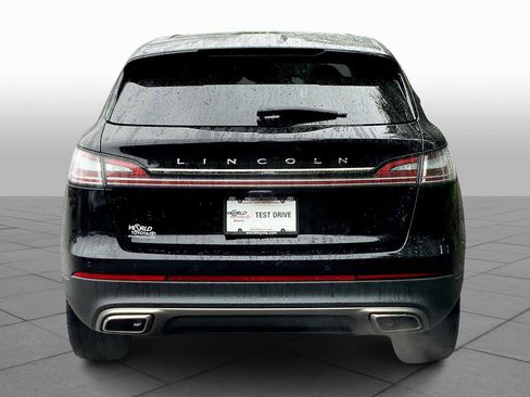 Used 2023 Lincoln Nautilus Reserve w/ Equipment Group 201A image 4