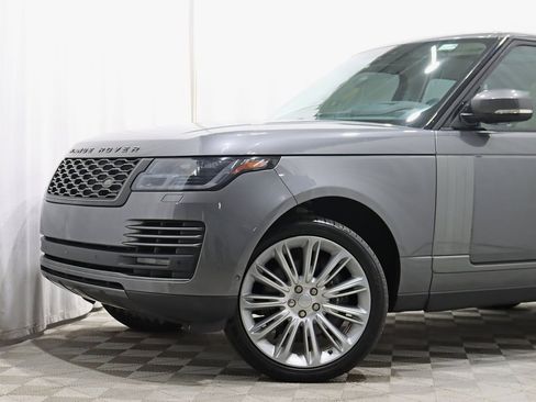 Used 2018 Land Rover Range Rover HSE image 2