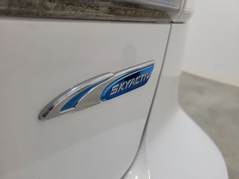 Used 2012 MAZDA MAZDA3 i Touring image 8