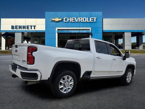 Used 2024 Chevrolet Silverado 2500 High Country w/ Z71 Off-Road Package AWD/4WD image 7