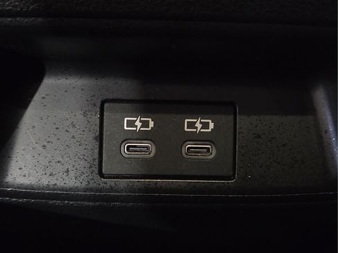 Certified 2025 Toyota Corolla LE FWD image 15