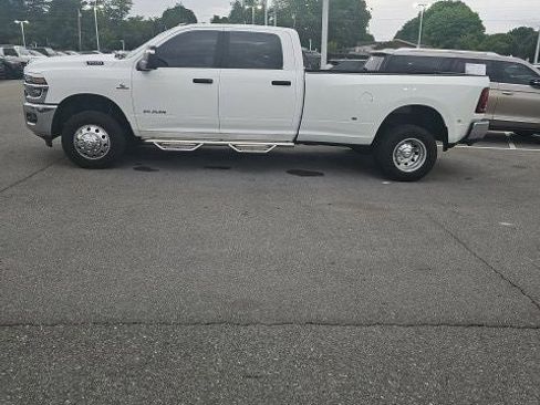 Used 2025 RAM 3500 Big Horn AWD/4WD image 8